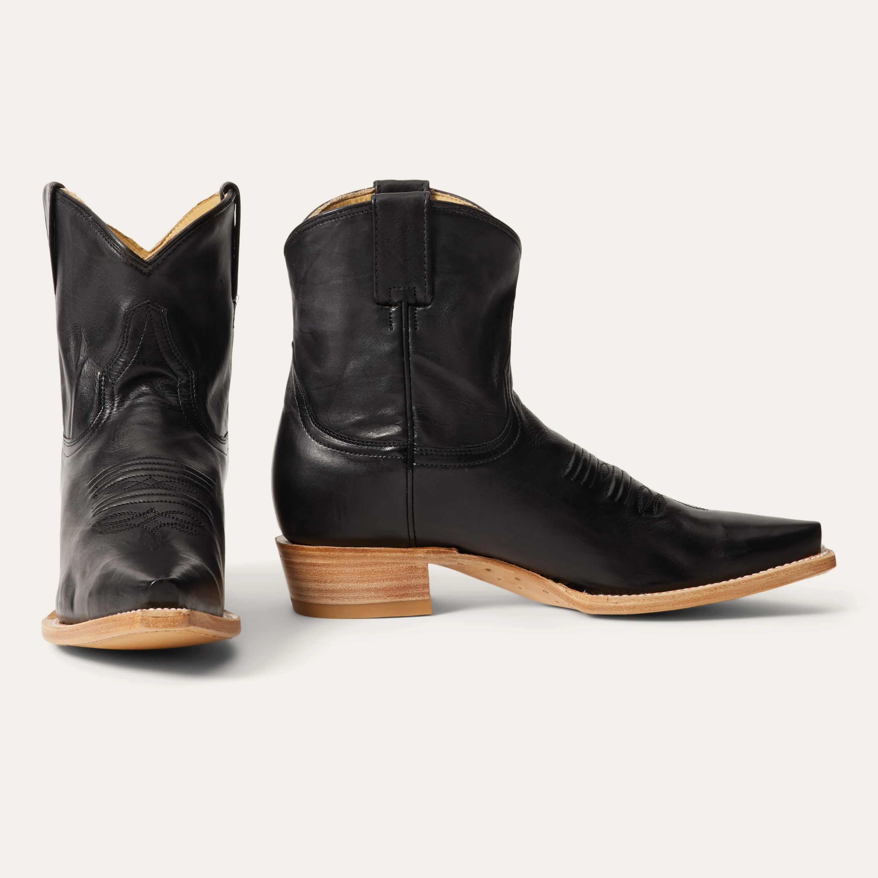 10675-riley-shorty-boots-1.webp Riley Shorty Boots