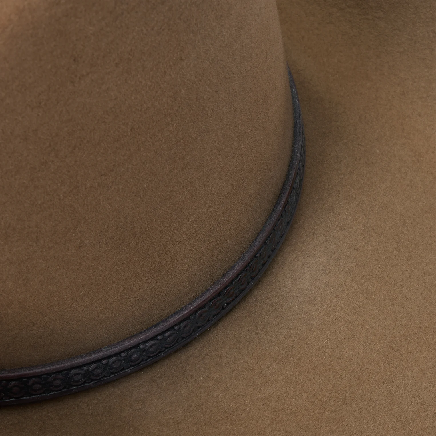 657-boss-of-the-plains-6x-cowboy-hat-12.webp Boss of the Plains 6X Cowboy Hat