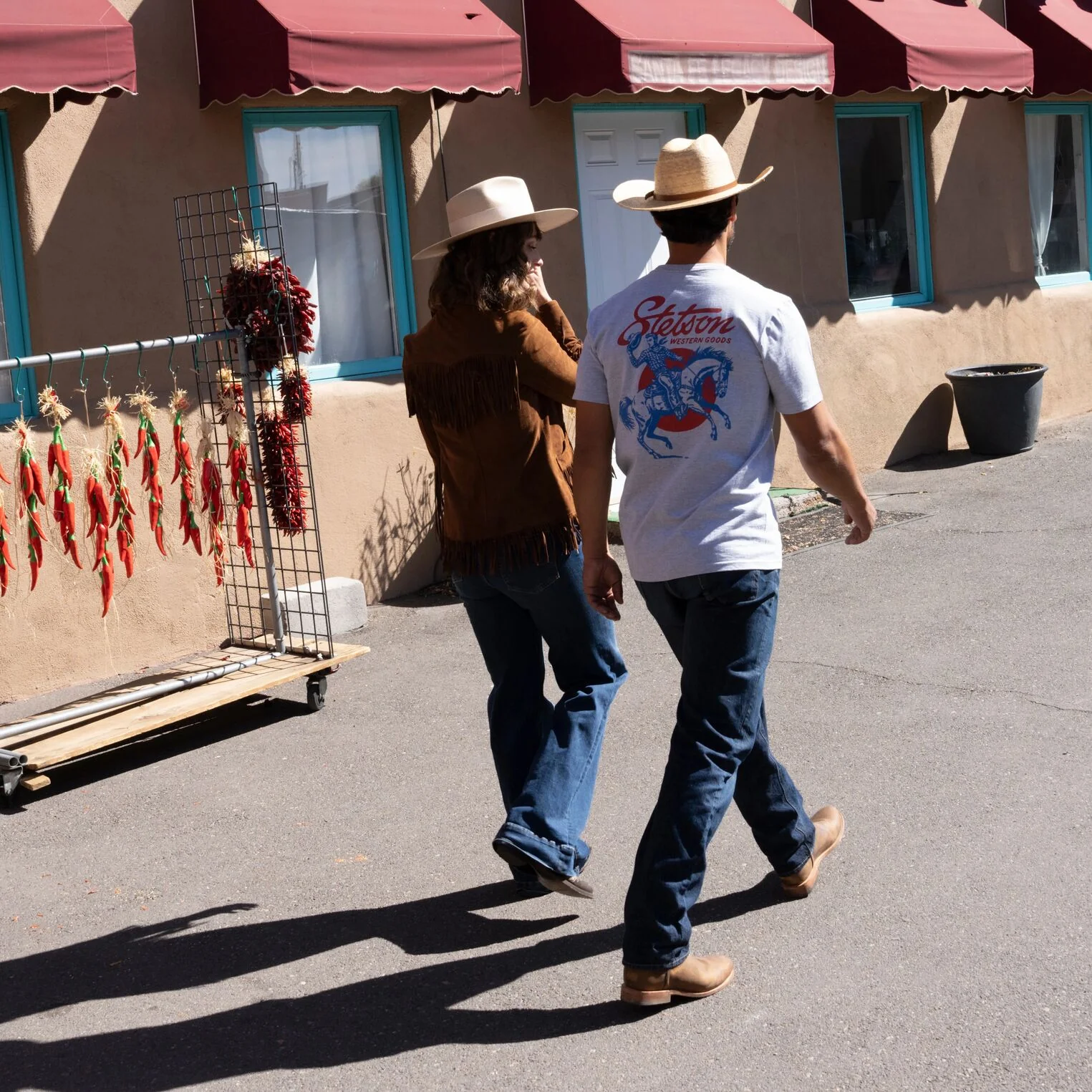 6758-cowboy-hat-tip-graphic-tee-2.webp Cowboy Hat Tip Graphic Tee